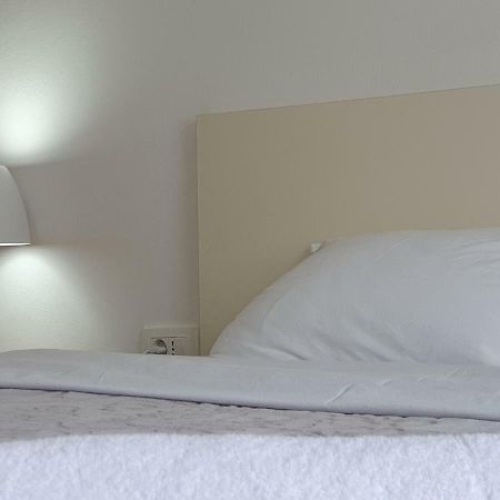 City Center Apartment Skopje Ngoại thất bức ảnh