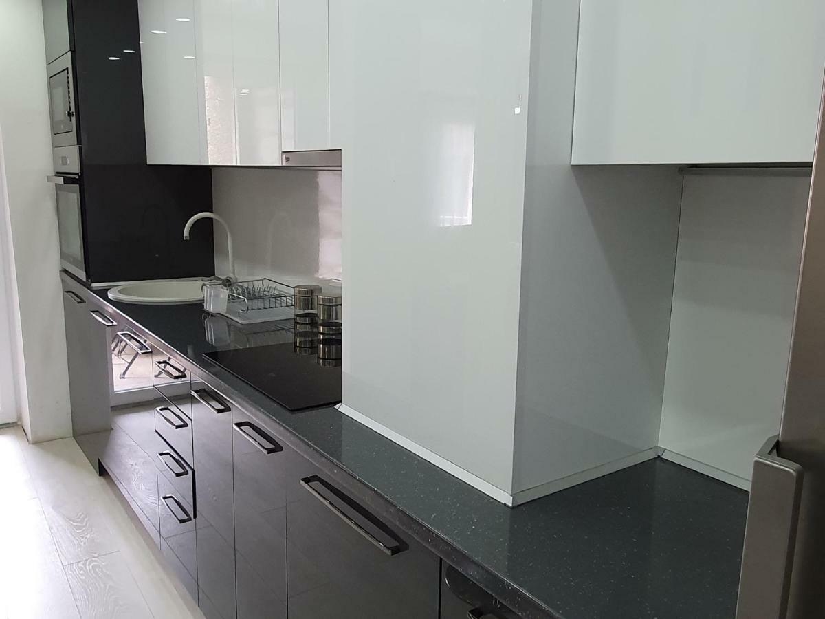 City Center Apartment Skopje Ngoại thất bức ảnh