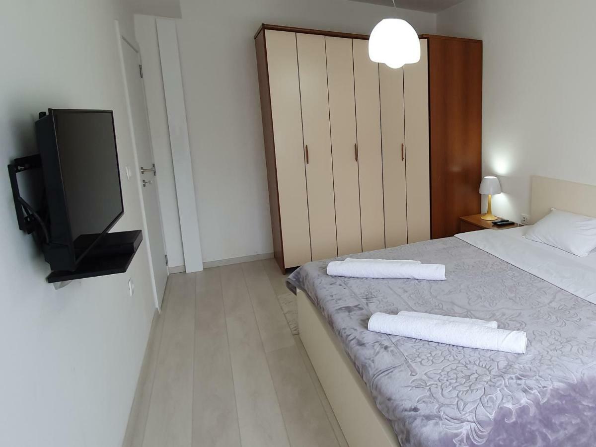 City Center Apartment Skopje Ngoại thất bức ảnh