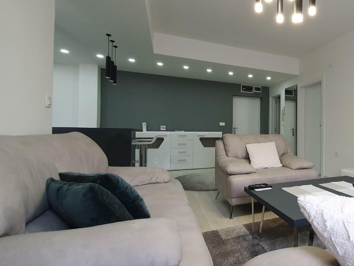 City Center Apartment Skopje Ngoại thất bức ảnh