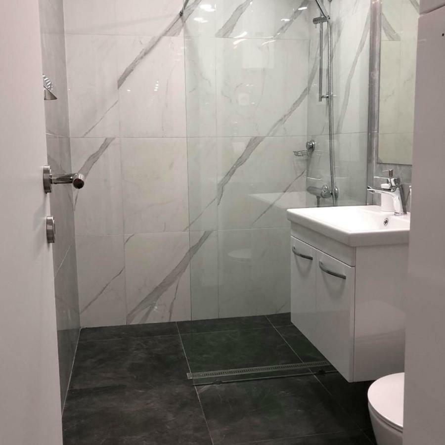 City Center Apartment Skopje Ngoại thất bức ảnh