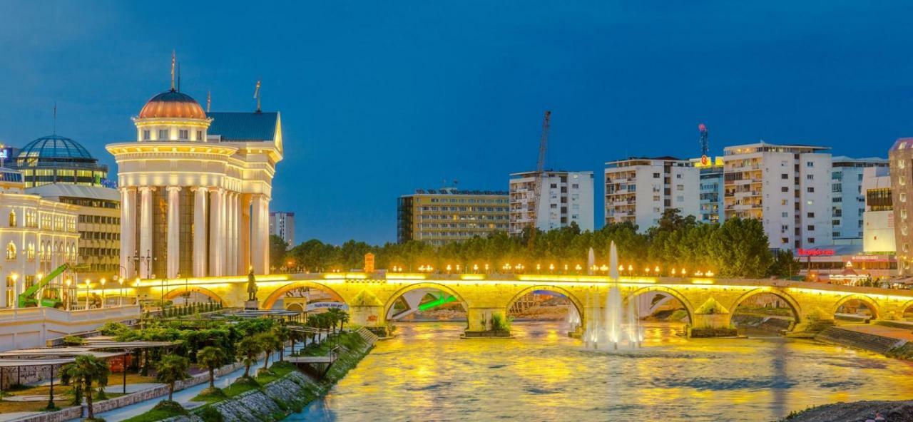 City Center Apartment Skopje Ngoại thất bức ảnh